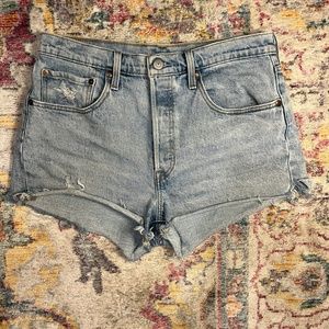 Levis Strauss & Co. 501 Fit High Waisted Shorts